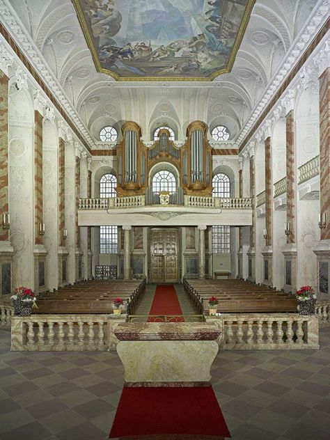 Mannheim Baroque Palace, Musical instruments in the exhibition
