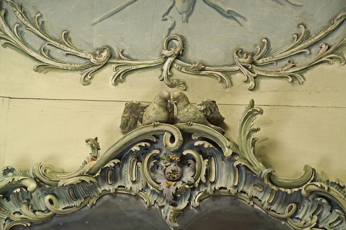 Stucco ornamentation in the Library Cabinet of Mannheim Palace