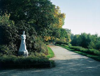 Stephanienufer am Rhein