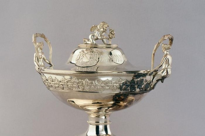 Silver soup terrine by Jean-Baptiste-Claude Odiot, Paris, 1823, royal silver of the House of Baden