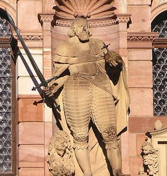 Friedrich IV von der Pfalz, sculpture on the facade of the Friedrich Building, Heidelberg Palace